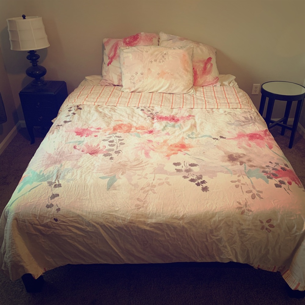 Anthropologie Queen Floral Duvet Cover & Shams
